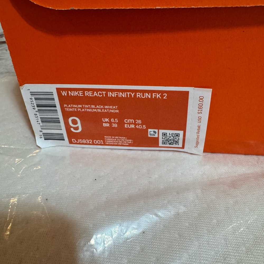 Nike React Infinity Run FK 2 in Platinum and Black